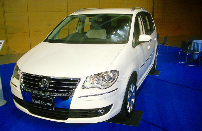 フォルクスワーゲン ゴルフ Touran TSI Highline(Volkswagen Golf Touran TSI Highline)