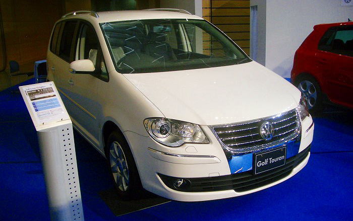 フォルクスワーゲン ゴルフ Touran TSI Highline(Volkswagen Golf Touran TSI Highline)