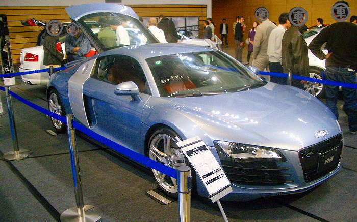 アウディ R8 4.2 FSI クアトロ(Audi R8 4.2FSI quattro)
