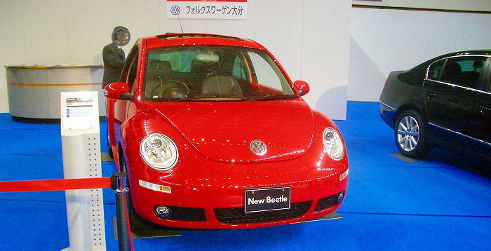 tHNX[Q j[r[g LZiVolkswagen New Beetle LZj