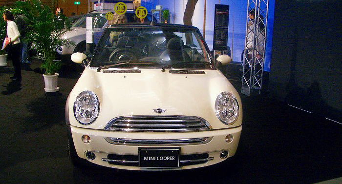 MINI COOPER CONVERTIBLE(ミニクーパー コンバーチブル)