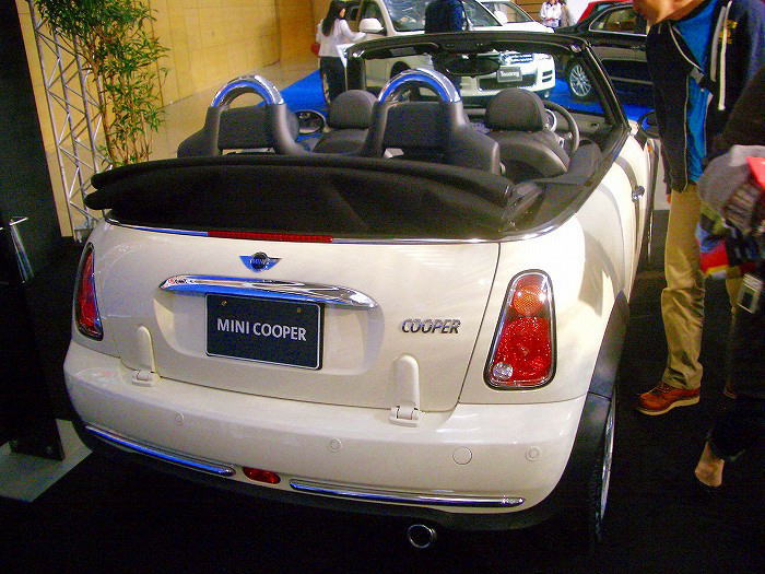 MINI COOPER CONVERTIBLE(ミニクーパー コンバーチブル)