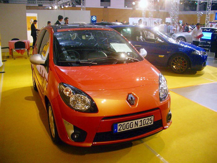ルノー RENAULT トゥインゴ GT