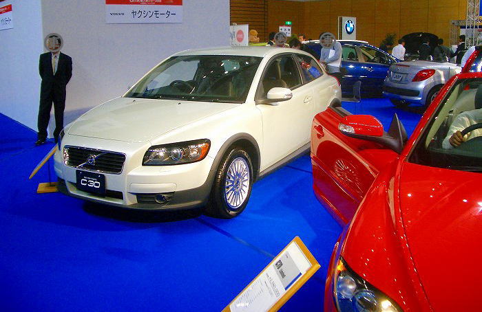 ボルボ C30(VOLVO C30 2.4i Aktiv)